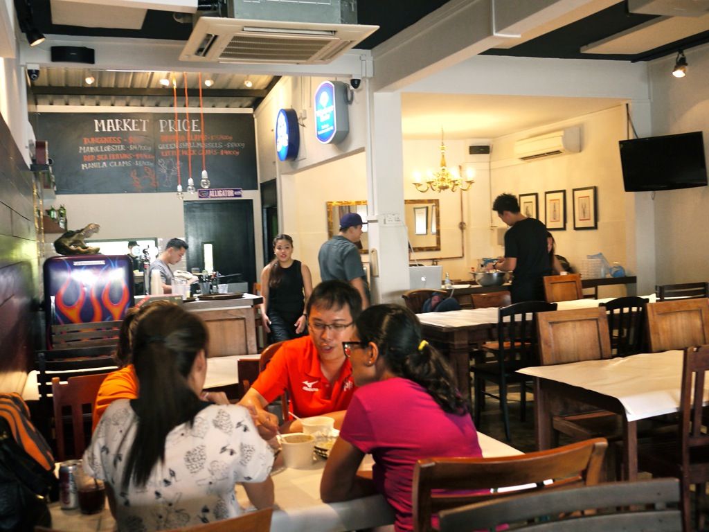 Ms Skinnyfat Restaurant Cajun Kings